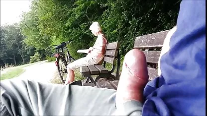 Seorang wanita dan seorang video bokap xx pria
