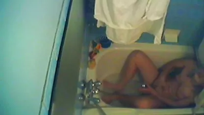Juliette Shyn memohon untuk video, audisi untuk pertama video bokep tarzan xx kalinya.
