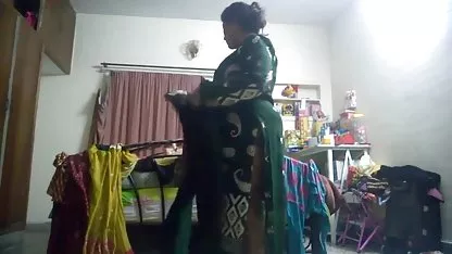 Toket kencang orang Asia cewek seksi bokepbaratxx