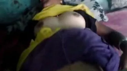 Miniatur penjepit puting, manik-manik anal, lesbian porno, remaja bokap xx porno